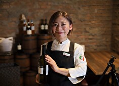 「OSTERIA CANTABILE de CIAORO」「ぼんてん漁港」「梵天食堂」etc／株式会社ぼんてん 求人 新卒入社の社員も企業説明会では学生と会社のつなぎ役として活躍中！様々なチャンスがあり、経験できる事が多い会社です。
