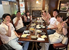 パスティノーバ  ／（株）ハミングバード・インターナショナル 求人 地元学生との交流会や社員交流会など、社長や本部スタッフを交えたコミュニケーションも盛んです。