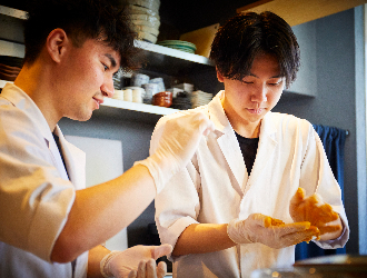 「神田 居酒屋こころ」「飯田橋 喝采」「渋谷 三心」「神田 居酒屋こころ となり」／株式会社 Grant 求人