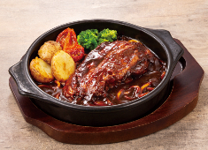 株式会社サッポロライオン 求人 あなたの発想が新しい味をつくる。メニュー開発に携わり、看板メニュー誕生の瞬間を共に！