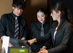 株式会社 トラクシィ 求人 何をやるかも大事ですが「誰とやるか」はもっと大事。最高の仲間があなたを待っています！