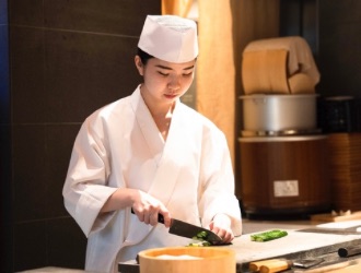 株式会社QRAUD 求人