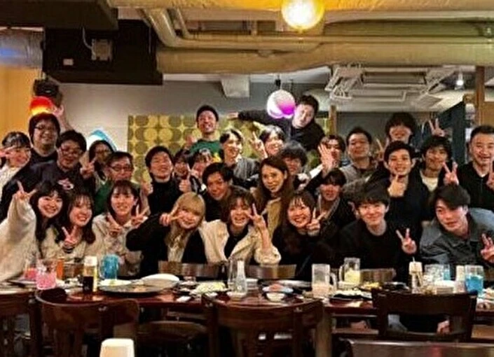 株式会社サティスファクション 求人 仕事は真剣に、交流の場では和やかに。スタッフ同士が自然にコミュニケーションを取れる環境です。