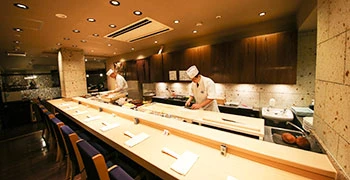 株式会社寿司田　「すし 乾山」「すし　桂」「すし 古径」「鮨処 写楽」、他 求人