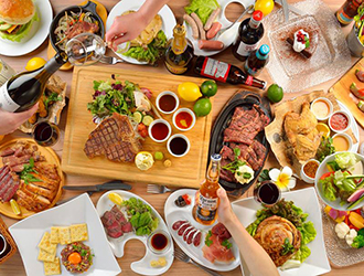 ガッツリ肉とワインとハイボール　東口ミート酒場／株式会社 スタイルスグループ 求人