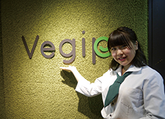 【シュラスコ専門店 和シュラ】【野菜で包む専門店 ベジップ WORLD BBQ 仙台店】／株式会社ダイニングアクト 求人 若いスタッフが多く活躍しています！