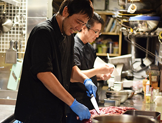 「和牛マエストロ・さとう」「創作懐石 三陸金華和牛」／コンセンサス合同会社 求人