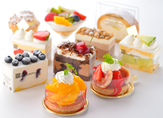 SWEETS ATELIER L（スイーツ アトリエエル）／TERRACE L（テラスエル） 本店 求人 人気あるスイーツ創りに参加しませんか？経験を気にせず、お気軽にお問い合わせください。