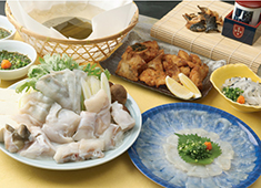 株式会社グリーンランド 求人 『玄品ふぐ』ではふぐを調理したことがなくても大丈夫！丁寧に研修を致しますのでご安心ください。