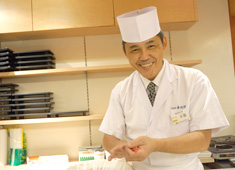 つきじ喜代村 すしざんまい 仙台店／株式会社 喜代村　 求人 6年連続、築地の初セリで大間の本マグロを落札！2013年には、なんと史上最高値1億5540万円で落札しました！