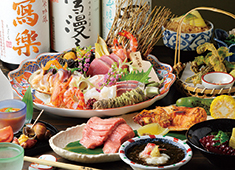 「うまいものあり孝太郎」「うまいものあり孝太郎　炭火焼」／有限会社エム・アイ・ケー 求人 料理人は技術のみでなく、盛り付けの美しさのセンスも問われます。総合的に身に付けていきましょう！