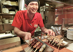 マルシェ株式会社 求人 仙台の中心部から少し外れた場所に店舗を構えていますので、常連のご近所さん等も多数。温かみのあるお店です。