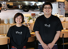 シマウマ酒店／株式会社サティスファクション 求人 女性も働き易い！
融通を利かせてくれる会社・お店の優しさを感じながら働けますよ。