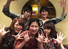YOKOHAMA KUSHIKOBO GROUP／株式会社 横浜串工房 求人 仕事では、飲食の仲間をつくりましょう！調理や接客を身に付けて、飲食店のプロになれます！