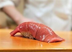 鮨 あらい 求人 「和食」の経験を持ち、今年入社したスタッフは現在しっかりと活躍中！他ジャンルからの挑戦も歓迎しています！