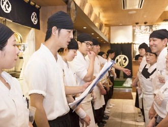 株式会社はなまる 求人 寿司が未経験の方も大歓迎！学びながら成長できる環境です。「飲食で楽しんで働きたい！」そんな方にぴったりです！