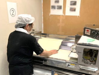 つるとんたん セントラルキッチン