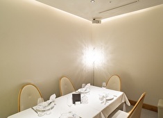 アロマフレスカ名古屋／株式会社アロマフレスカコーポレーション　※飲食事業部総合採用窓口 求人 新卒から入社したスタッフも活躍中！「将来自分の店を持ちたい」「独立のためにスキルを磨きたい」なんて方も歓迎です！