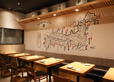 和食バル音音／株式会社ラムラ 求人 ラストオーダー21時、閉店は22時。一般的な居酒屋よりもクローズが早く、終電の不安もありません。