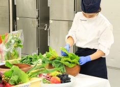 エームサービス株式会社 求人 お客様の反応もダイレクトに感じることができモチベーションの高さに繋がります。