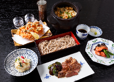 株式会社フォンス「川上庵」「酢重正之」「鎌倉 松原庵」etc. 求人 社内の料理人が講師となって、2ヶ月に1回ペースで和食調理講習を実施。一生モノの技術が身につけられます！